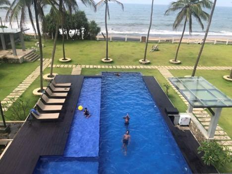 Hotel The Lighthouse Negombo Extérieur photo